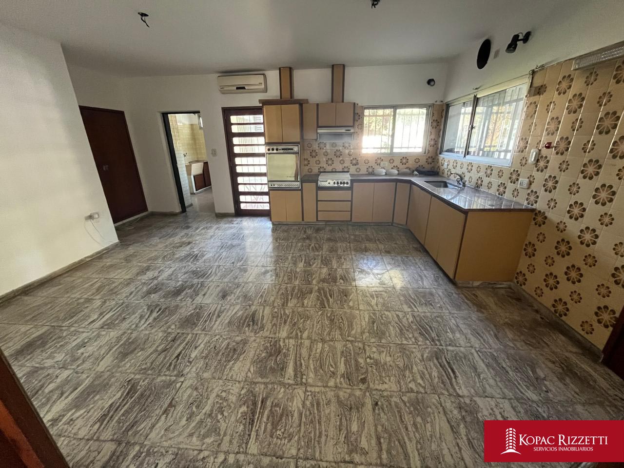 ARGUELLO (JUAN NEPPER 6651) - VENTA CASA 3 DORMITORIOS