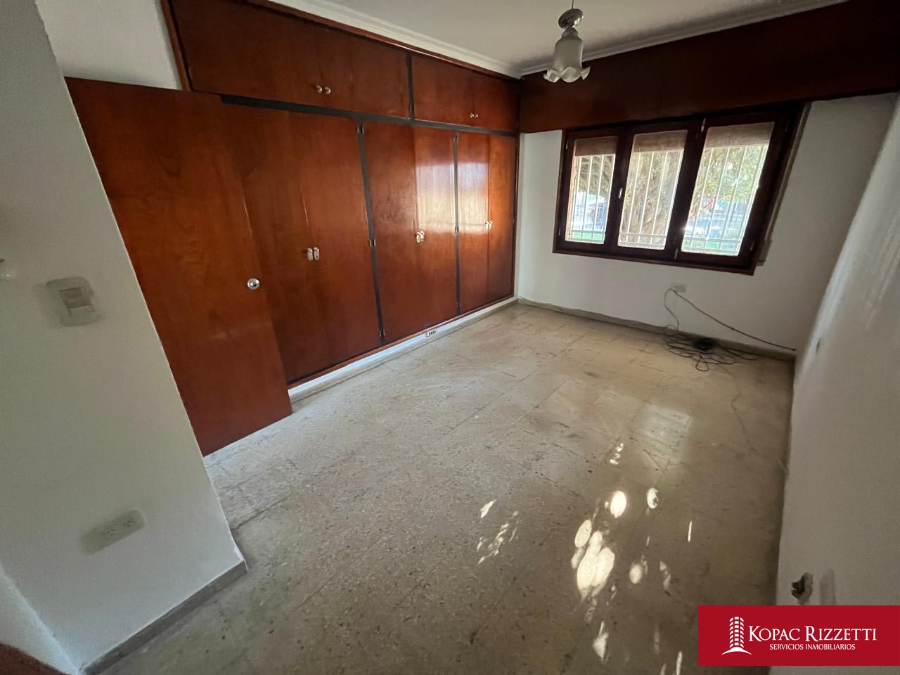 ARGUELLO (JUAN NEPPER 6651) - VENTA CASA 3 DORMITORIOS