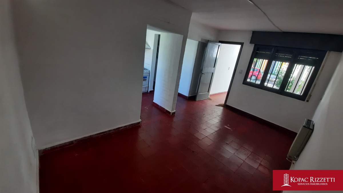 ALEJANDRO CENTENO (LOS CONDORES 4681) - ALQUILER CASA 3 DORMITORIOS