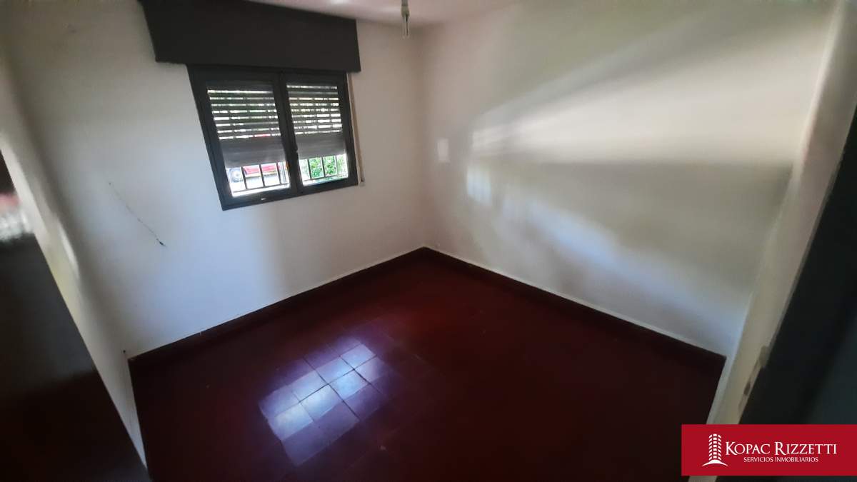 ALEJANDRO CENTENO (LOS CONDORES 4681) - ALQUILER CASA 3 DORMITORIOS
