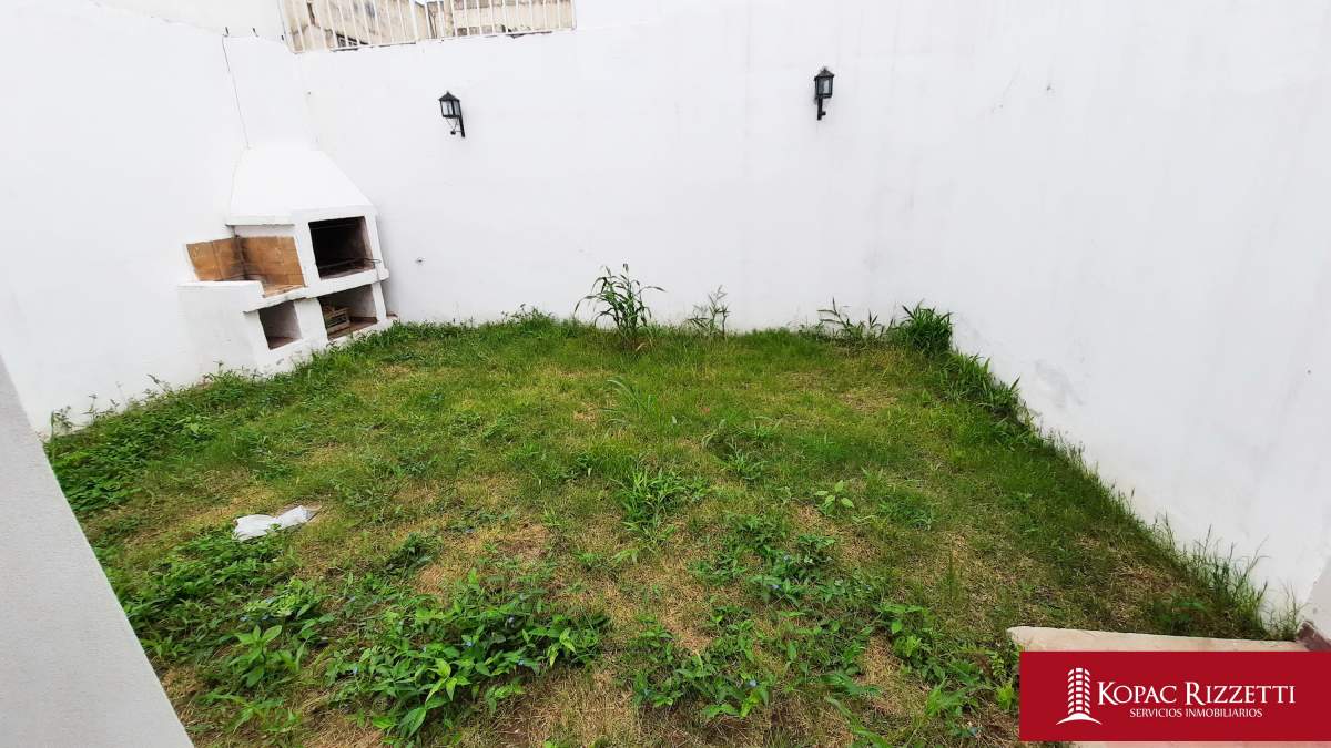 COFICO (JUAN BAUTISTA BUSTOS 125) - VENTA CASA 3 DORMITORIOS