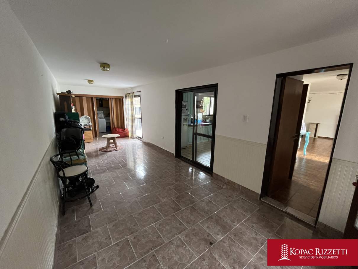 GRANJA DE FUNES (JUAN MANUEL GARZÓN 6062) - VENTA CASA DE 3 DORMITORIOS.