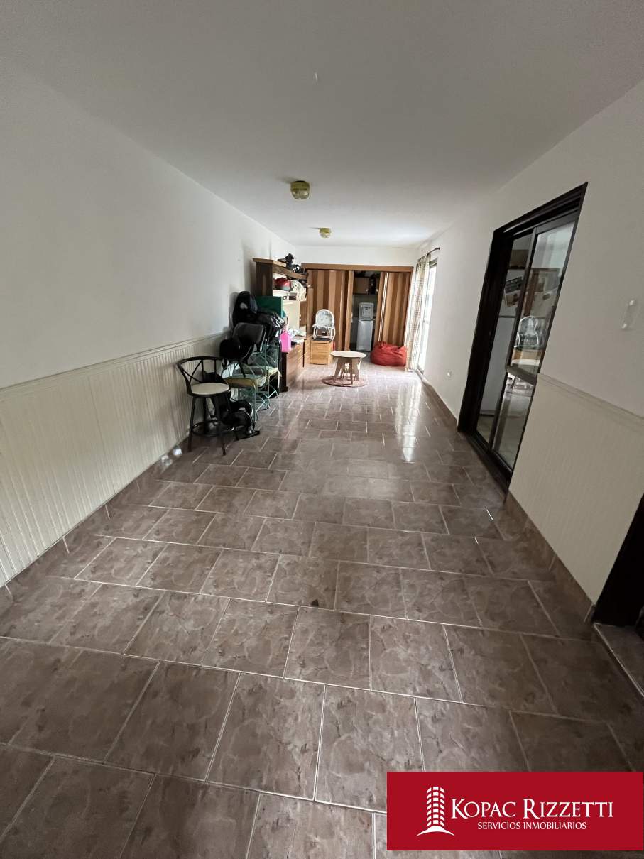 GRANJA DE FUNES (JUAN MANUEL GARZÓN 6062) - VENTA CASA DE 3 DORMITORIOS.