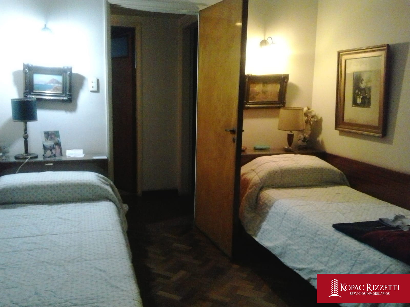 PARQUE VELEZ SARSFIELD (MIGUEL DE CORRO 2921) - VENTA CASA 3 DORMITORIOS
