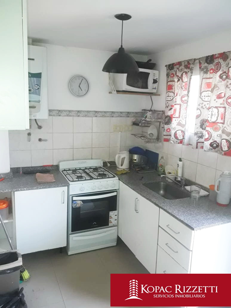 POETA LUGONES (MOLINA 2800) - VENTA CASA 3 DORMITORIOS