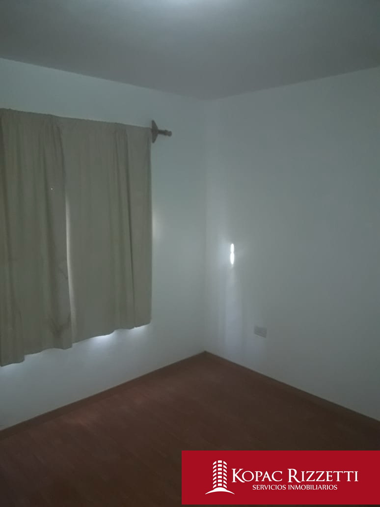 POETA LUGONES (MOLINA 2800) - VENTA CASA 3 DORMITORIOS