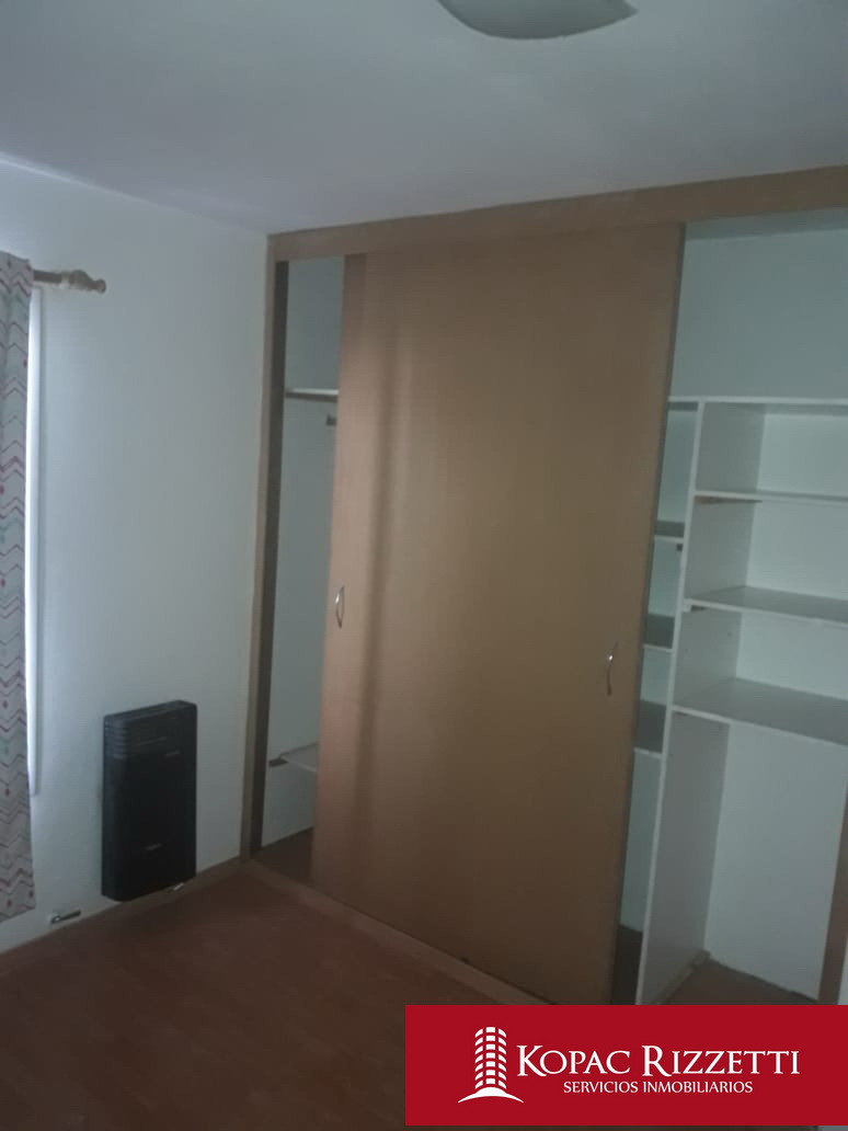POETA LUGONES (MOLINA 2800) - VENTA CASA 3 DORMITORIOS
