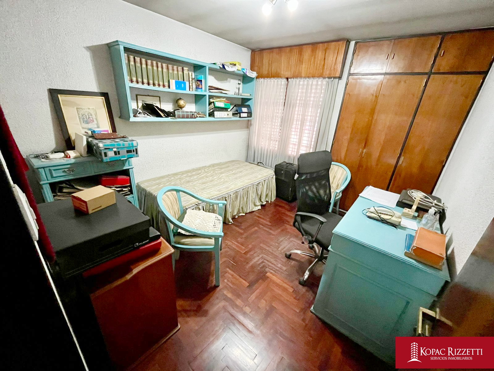 CASA DE CATEGORIA SOBRE AV. SANTA FE - 3 PLANTAS