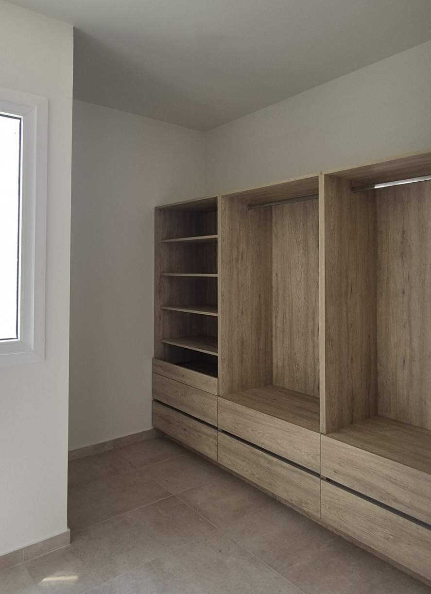 Casa Amoblada en Las Cañitas Barrio Privado - Amplia, luminosa y a estrenar