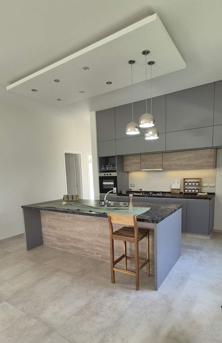 Casa Amoblada en Las Cañitas Barrio Privado - Amplia, luminosa y a estrenar