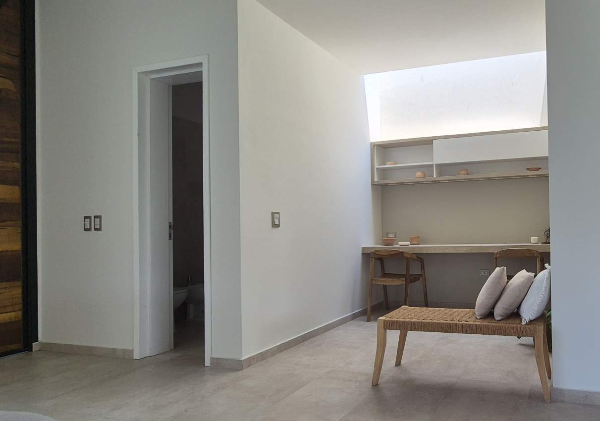 Casa Amoblada en Las Cañitas Barrio Privado - Amplia, luminosa y a estrenar
