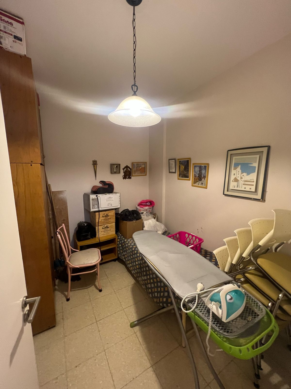 LUJOSO PISO EN VENTA BARRIO CENTRO CIUDAD DE CORDOBA - CON COCHERA-.