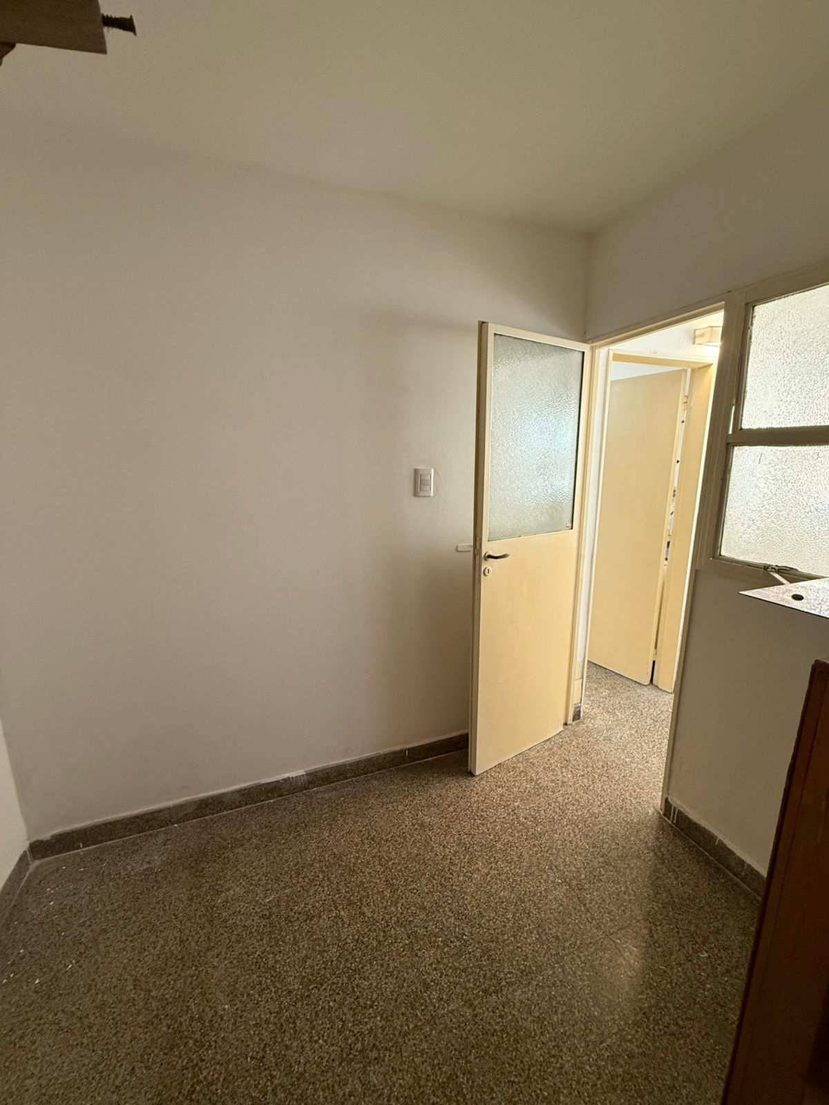 SE ALQUILA DEPARTAMENTO 2 DORMITORIOS En el Centro