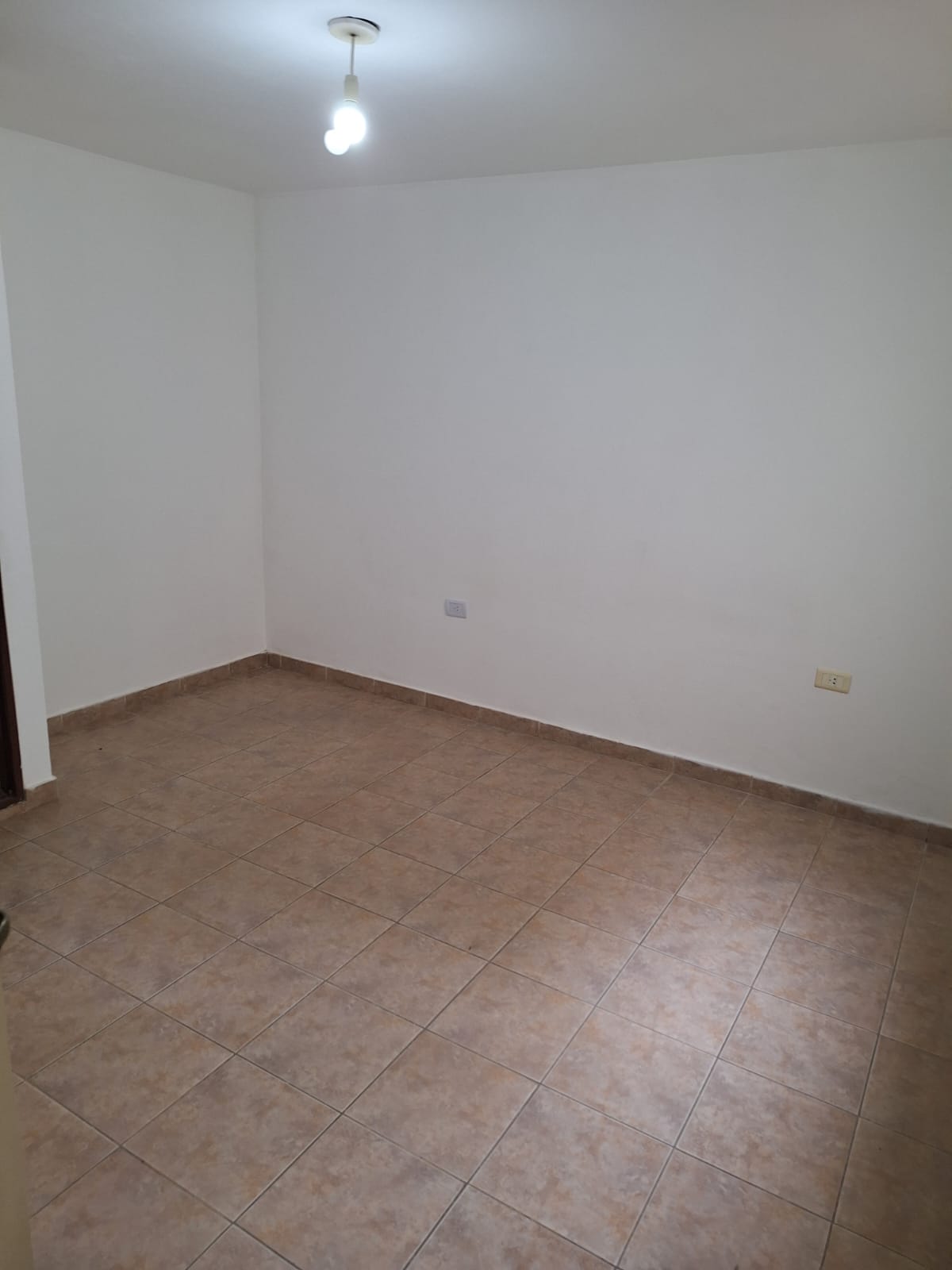 Departamento. 2 dormitorios. Balcón. B Alta Córdoba.
