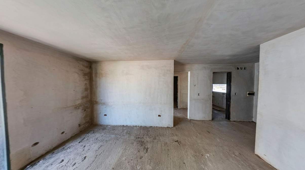 Se vende edificio en construcción. 13 pisos. 60% avance obra. B Nueva Córdoba