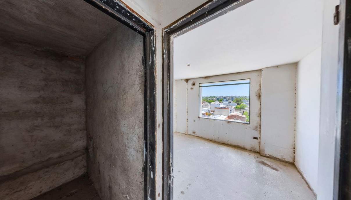Se vende edificio en construcción. 13 pisos. 60% avance obra. B Nueva Córdoba