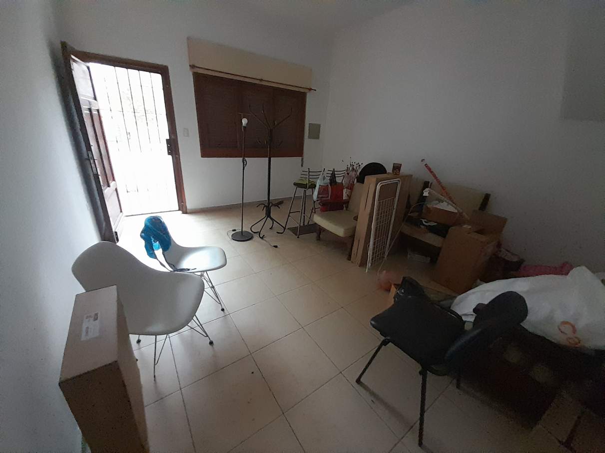 GRAL PUEYRREDON - GARAY 1118 - CASA 2 DORMITORIOS EN ALQUILER
