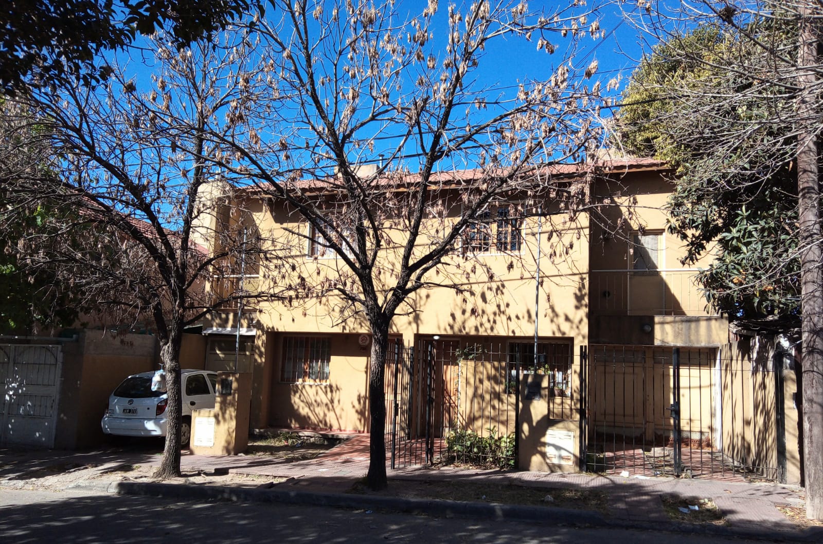 DUPLEX EN VENTA EN B ALTO ALBERDI  A DOS CUADRAS DE LA AV. SANTA ANA