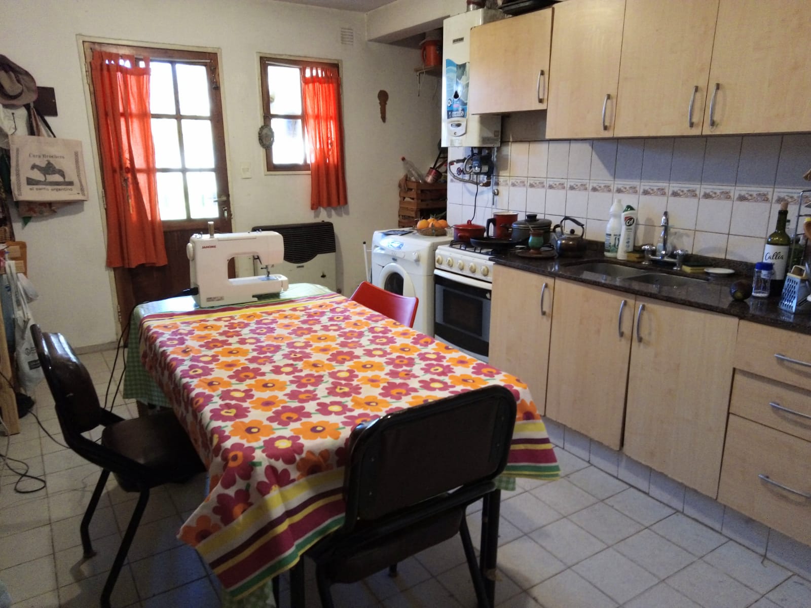 DUPLEX EN VENTA EN B ALTO ALBERDI  A DOS CUADRAS DE LA AV. SANTA ANA