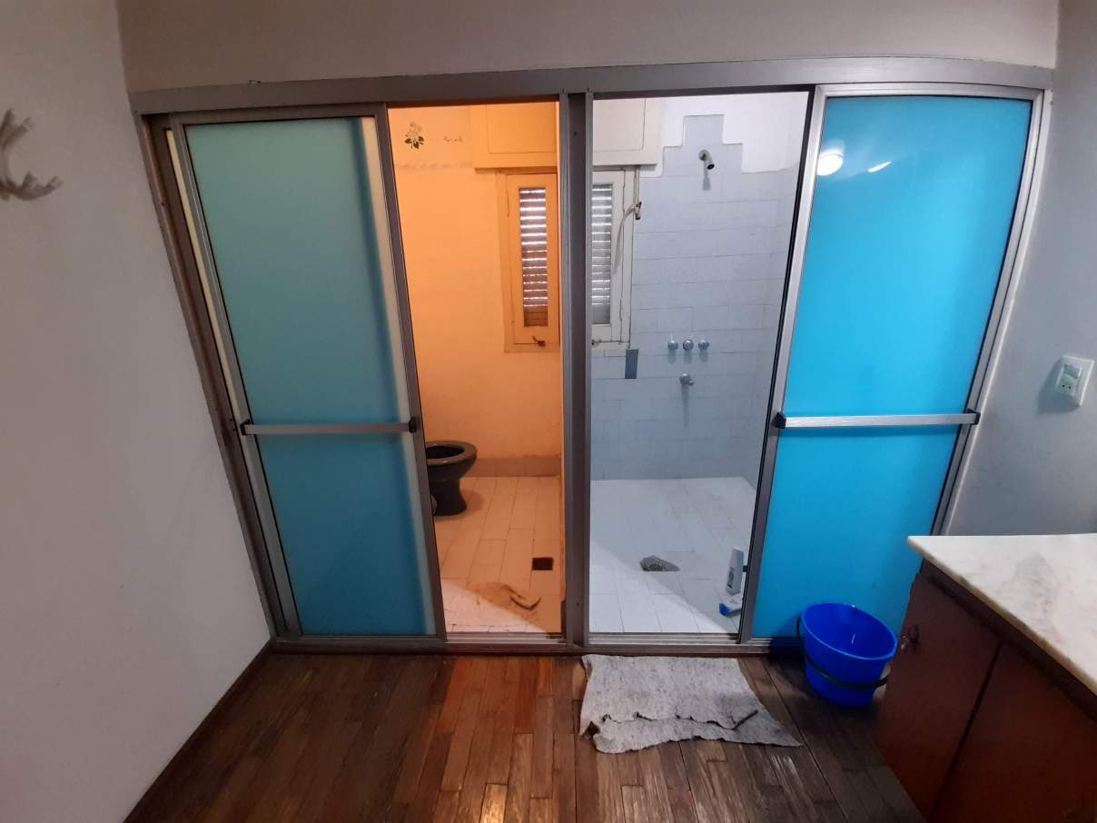 SALVATIERRA VENDE - BARRIO JUNIORS - 3 DORM- PATIOPISICINA - MEJOR UBICACION