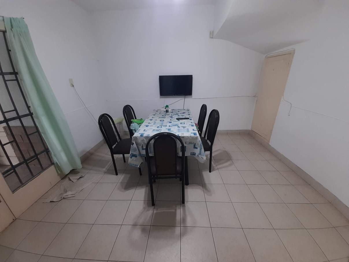 SALVATIERRA VENDE - BARRIO JUNIORS - 3 DORM- PATIOPISICINA - MEJOR UBICACION