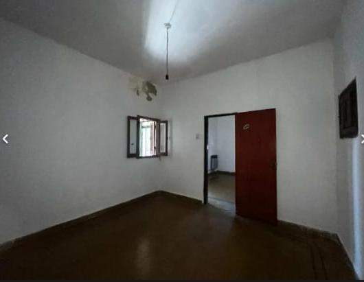 APTTO VENDO CASA B COLON