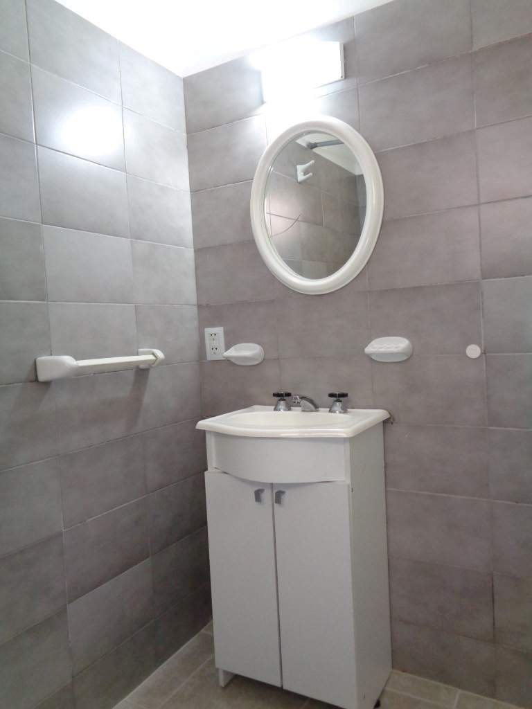 Villa Carlos Paz - Piso Externo de 2 Dormitorios, Amplio y Luminoso con Excelente Vista, Cocina Separada y Patio con Asador