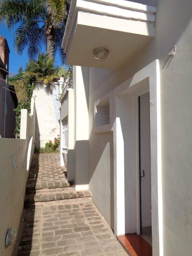 Villa Carlos Paz - Piso Externo de 2 Dormitorios, Amplio y Luminoso con Excelente Vista, Cocina Separada y Patio con Asador