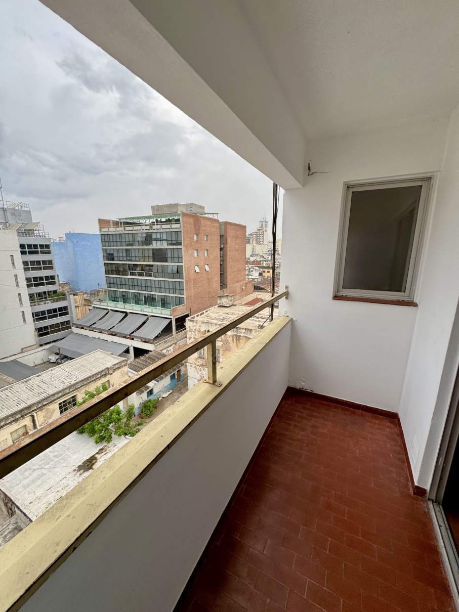 Alquiler Depto 2 Dormitorios con Cochera y Balcón en Centro Córdoba