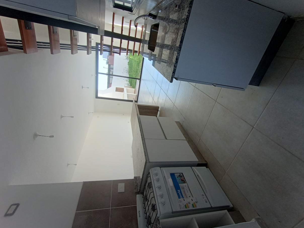 A Estrenar: Dúplex con Ubicación Premium en Pleno Corazón Comercial