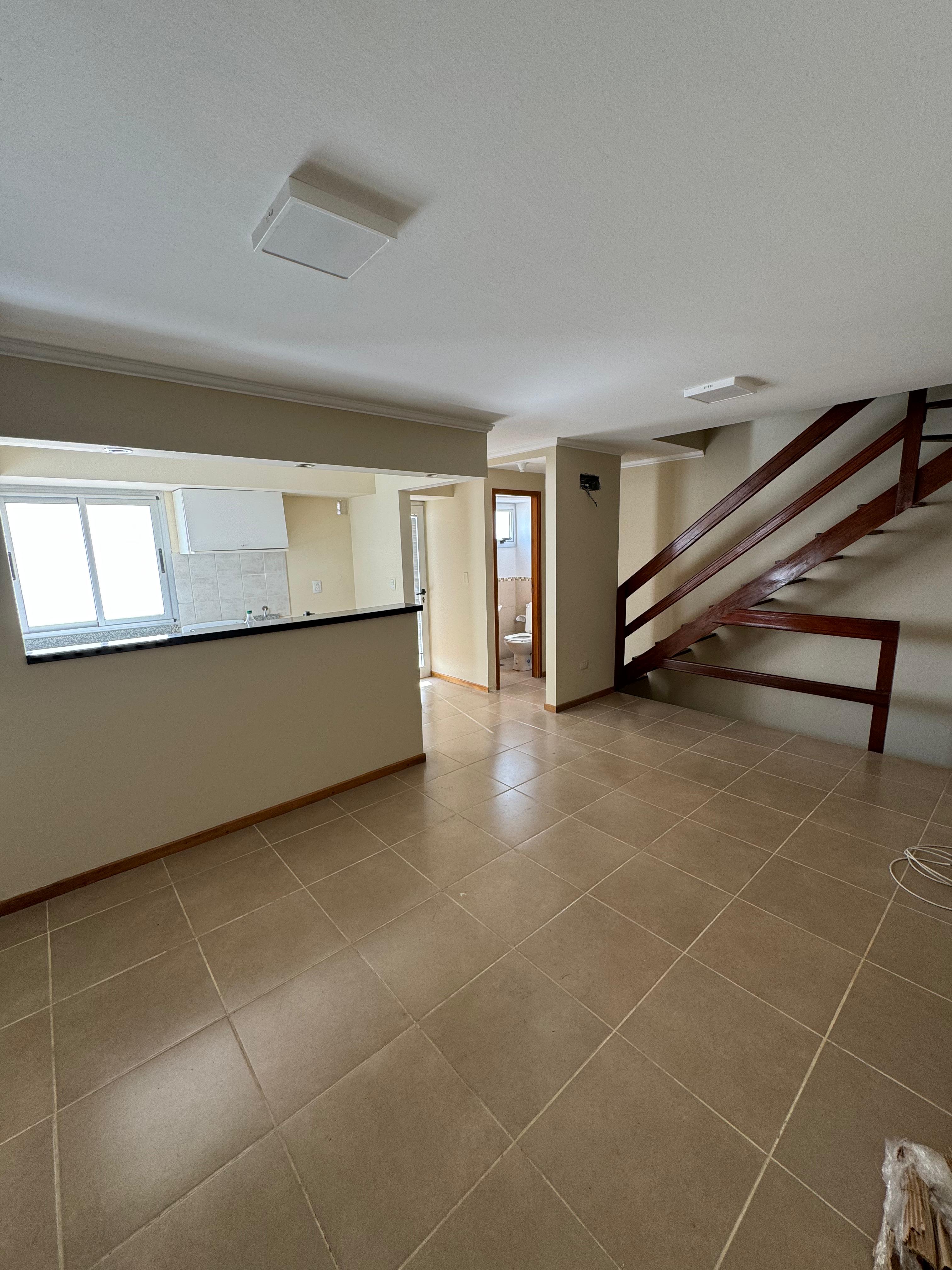 Vendo triplex Nueva Cordoba, Categoria!!!