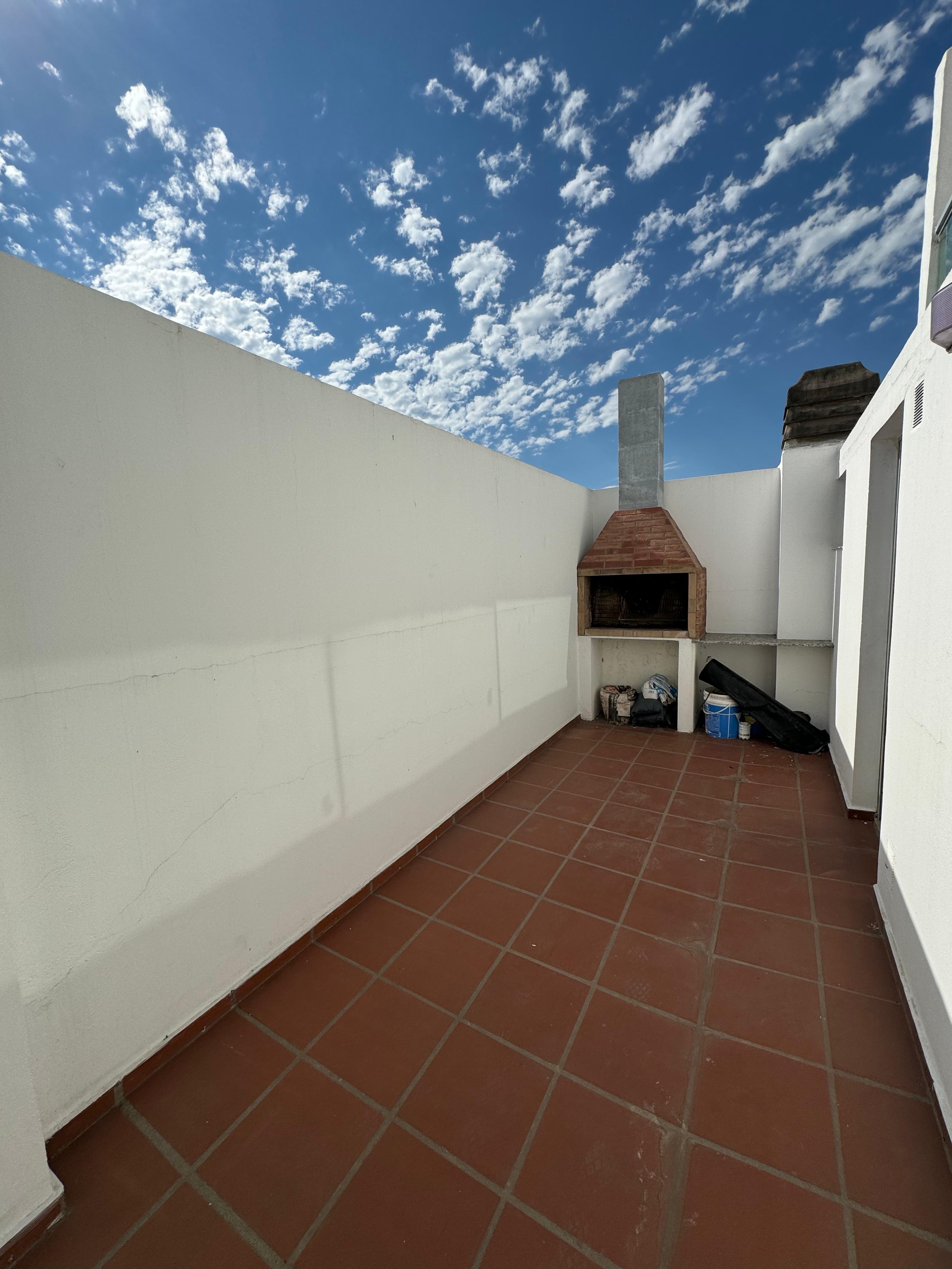 Vendo triplex Nueva Cordoba, Categoria!!!