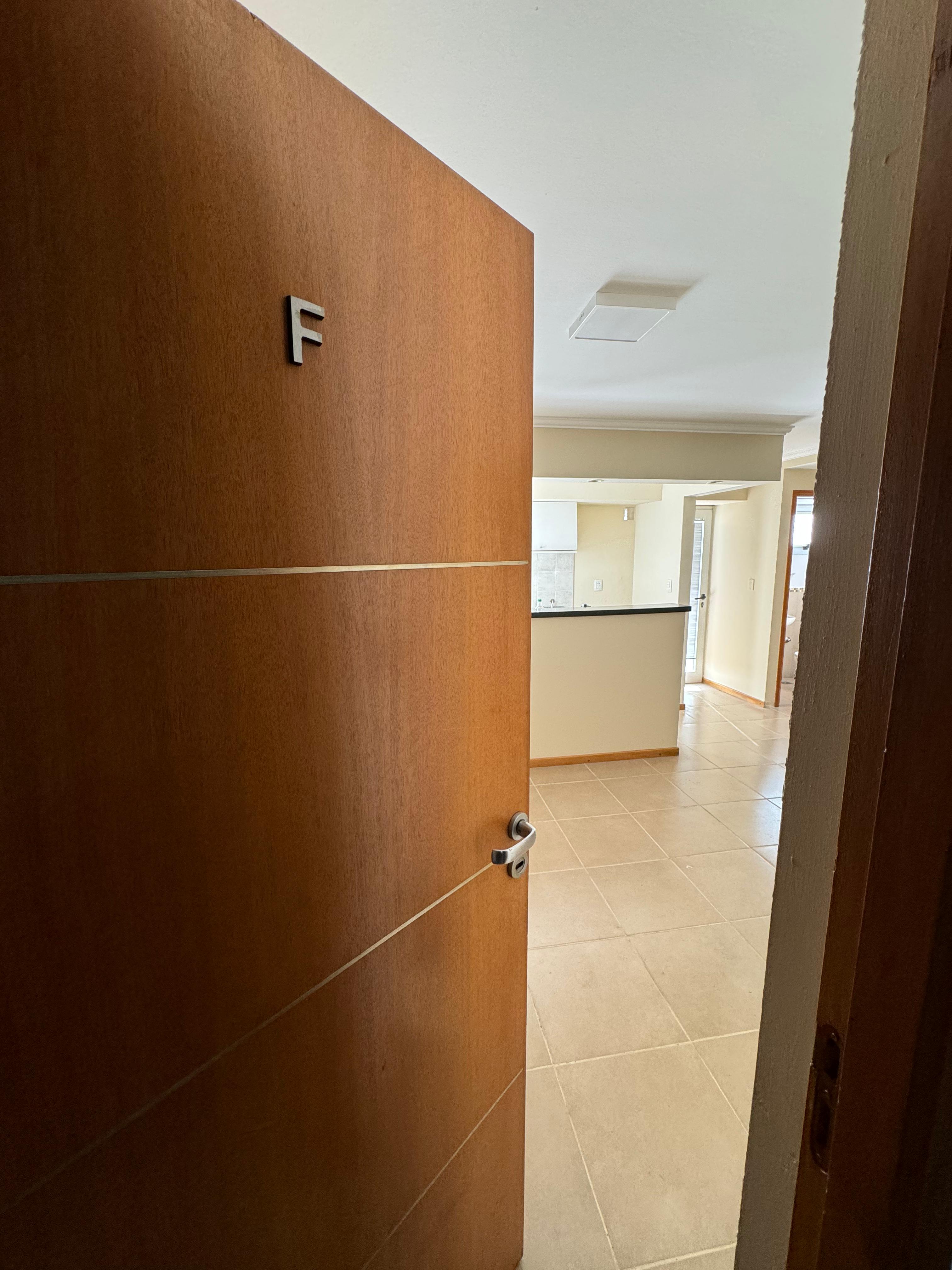 Vendo triplex Nueva Cordoba, Categoria!!!