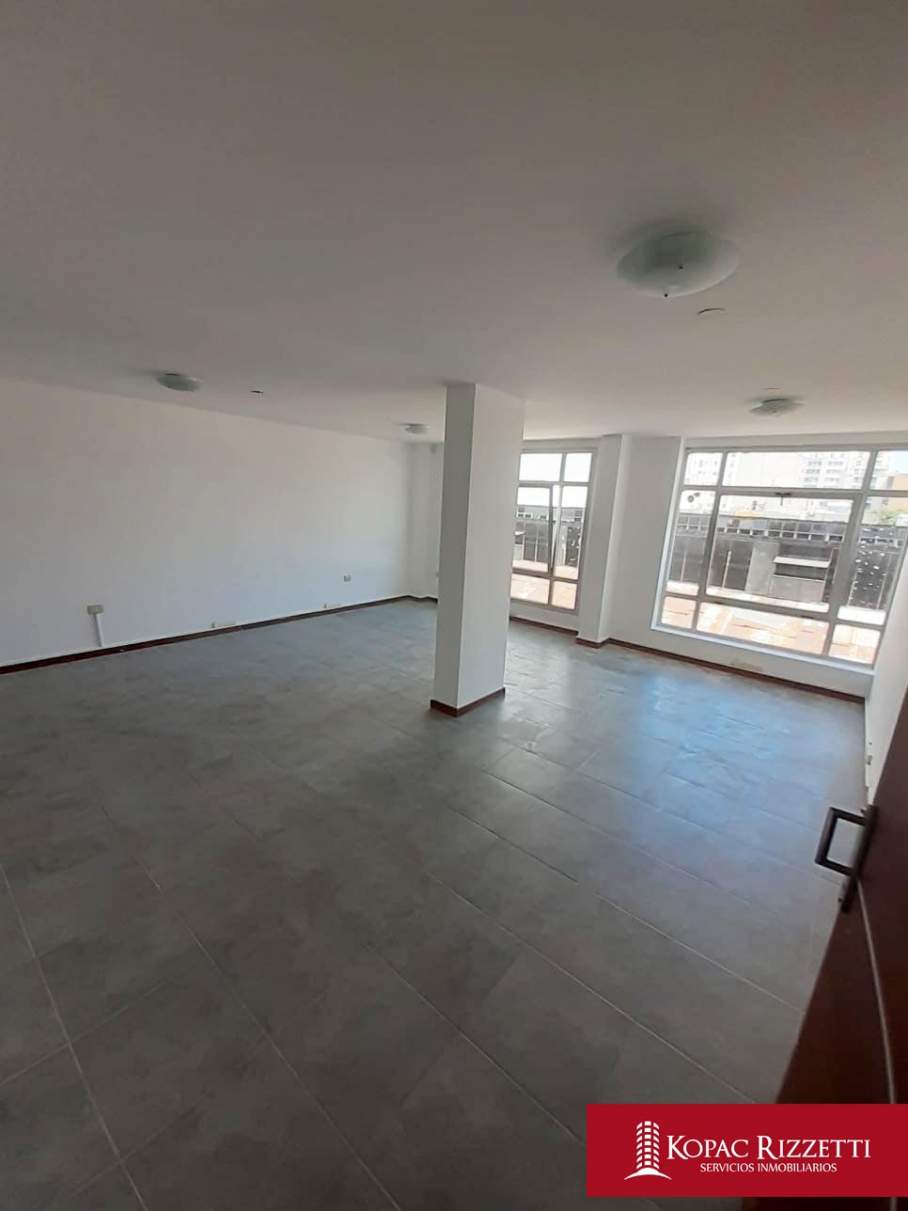 ALBERDI (HUMBERTO PRIMO 900) - ALQUILER OFICINA 42 M2.