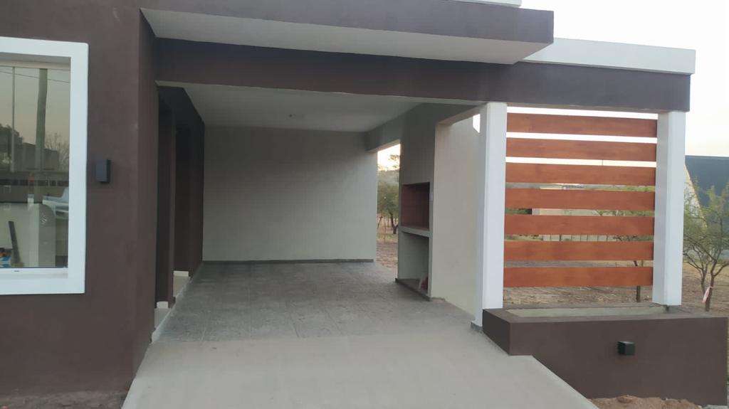 CASA A ESTRENAR EN V. NATURALEZA RUMIPAL!!!