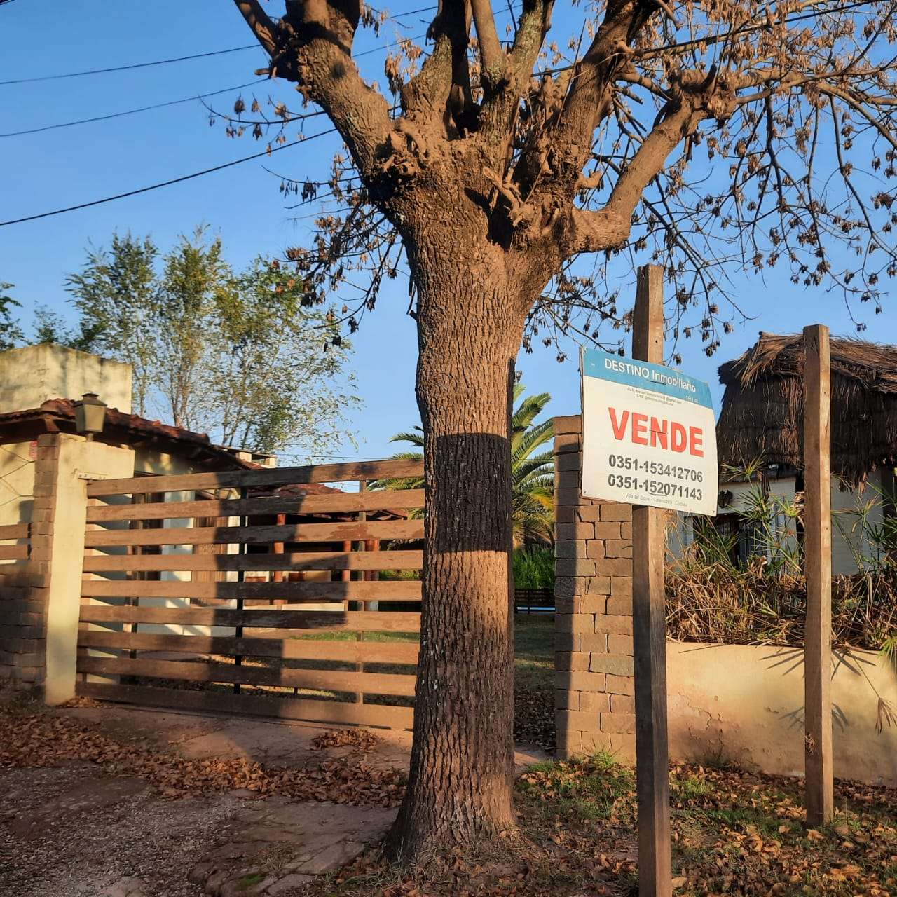 CABAÑAS EN VENTA, CON ESCRITURA Y GAS NATURAL! SOBRE AV. LOS PESCADORES.