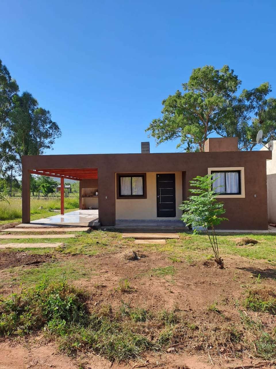 VILA DEL DIQUE - CASA DE 2 DORM. A ESTRENAR!!!