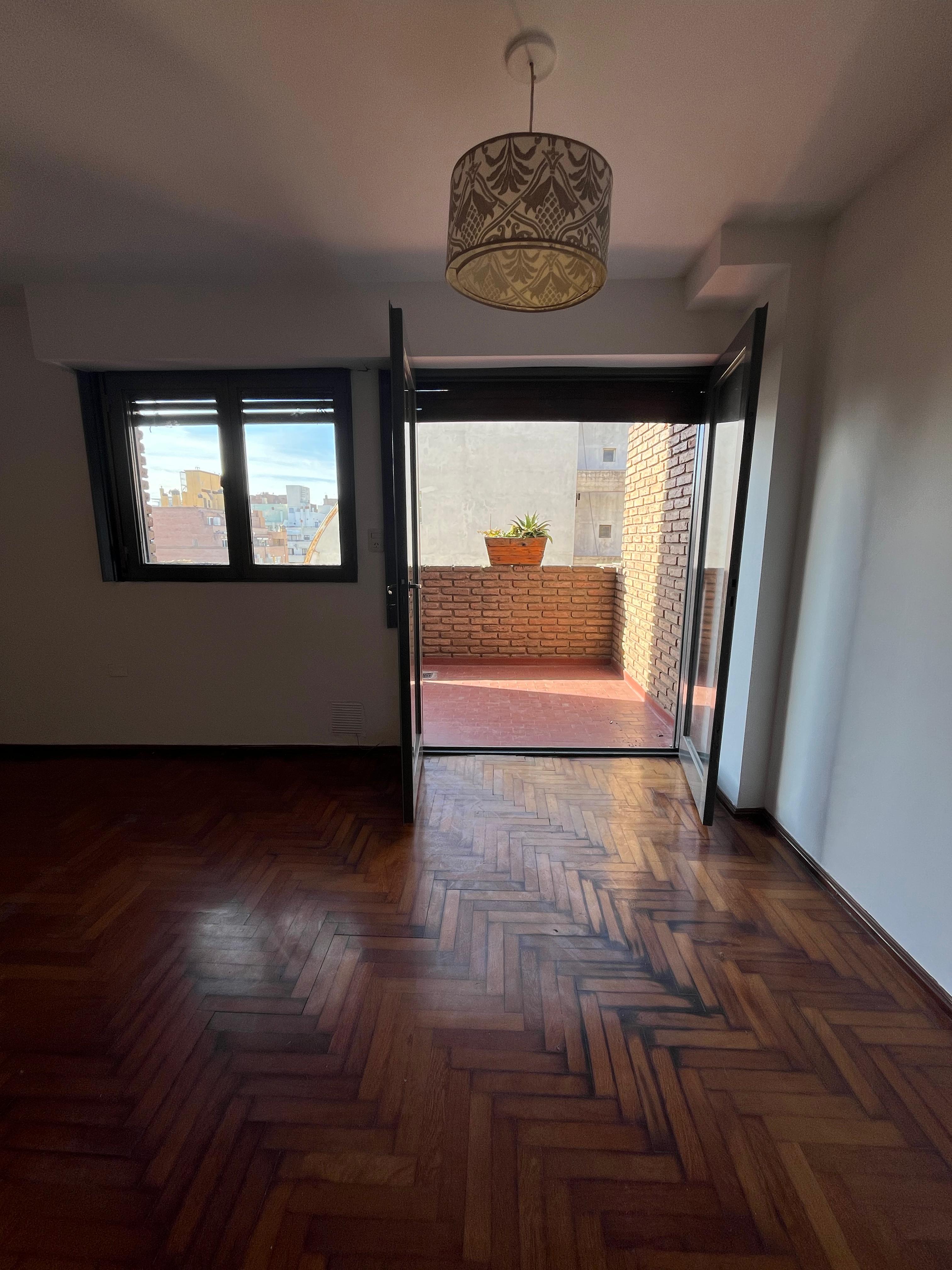 VENDO NUEVA CÓRDOBA MONOAMBIENTE CHACABUCO 611 PISO 14TOTALMENTE RECICLADO Y CON TERRAZA OPORTUNIDAD