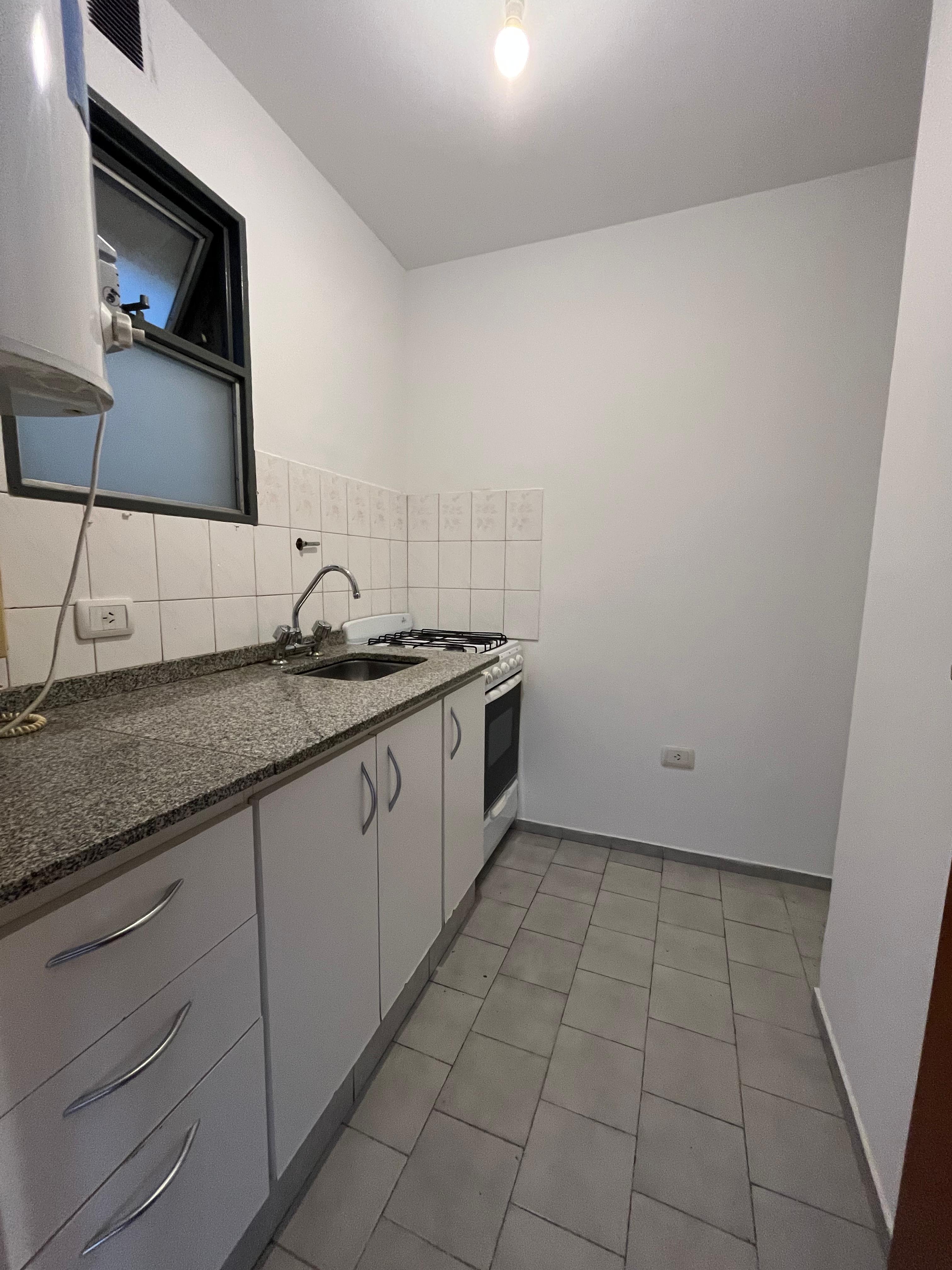 VENDO NUEVA CÓRDOBA MONOAMBIENTE CHACABUCO 611 PISO 14TOTALMENTE RECICLADO Y CON TERRAZA OPORTUNIDAD