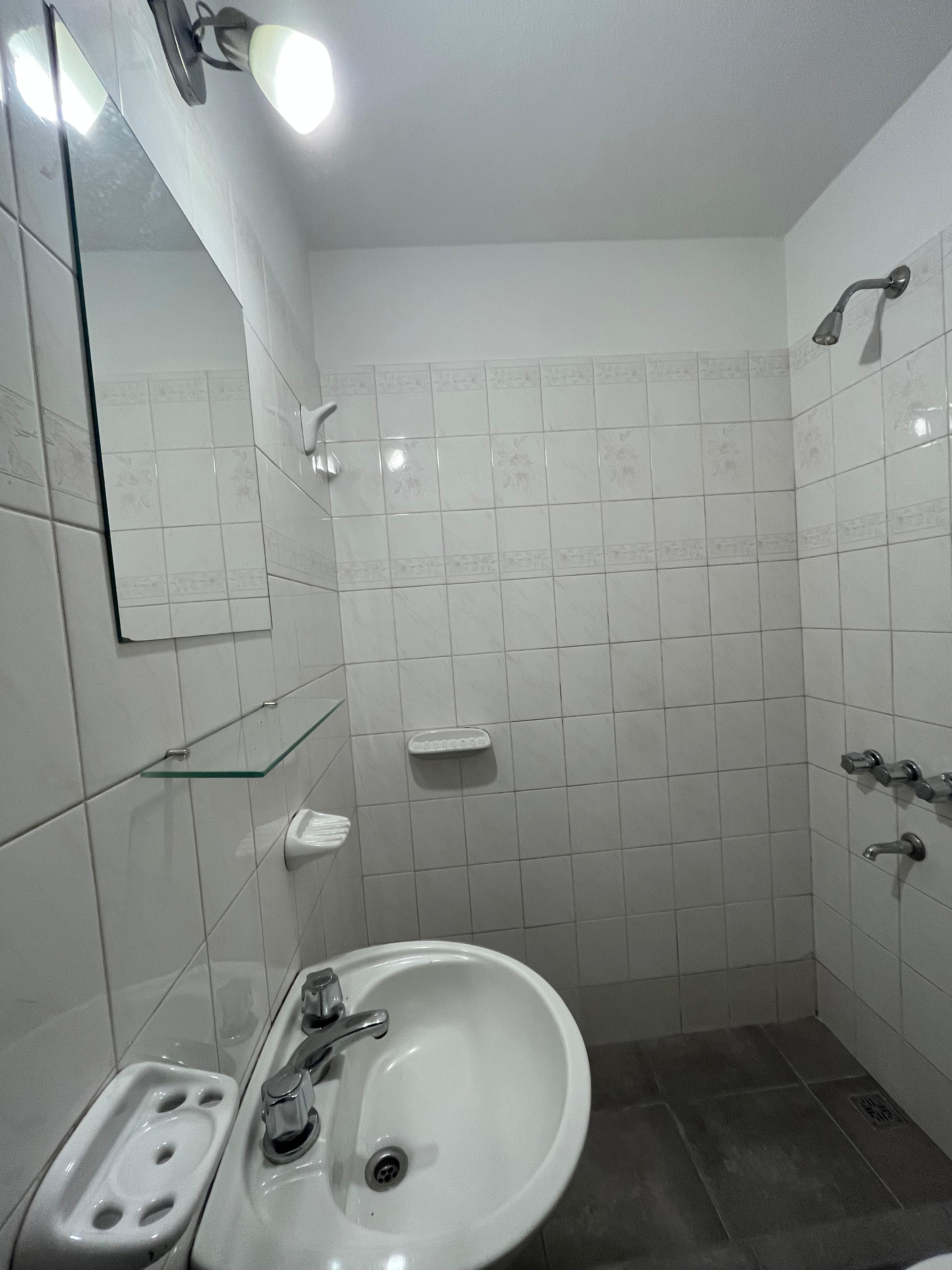 VENDO NUEVA CÓRDOBA MONOAMBIENTE CHACABUCO 611 PISO 14TOTALMENTE RECICLADO Y CON TERRAZA OPORTUNIDAD
