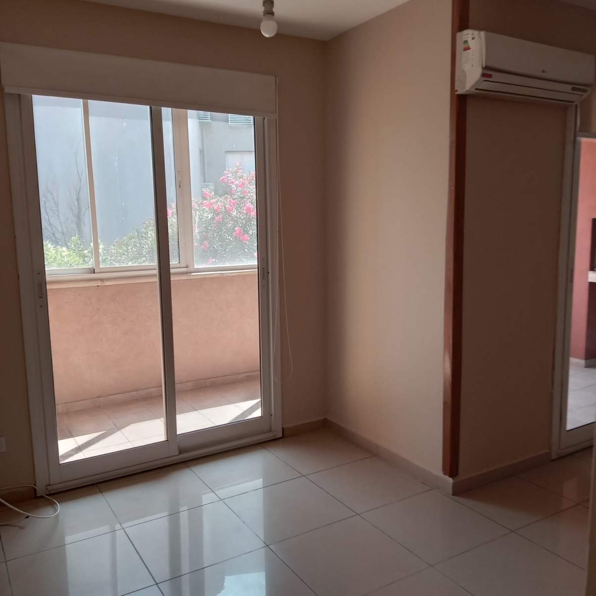 Bellísimo departamento de dos dormitorios en complejo Bardas en alquiler