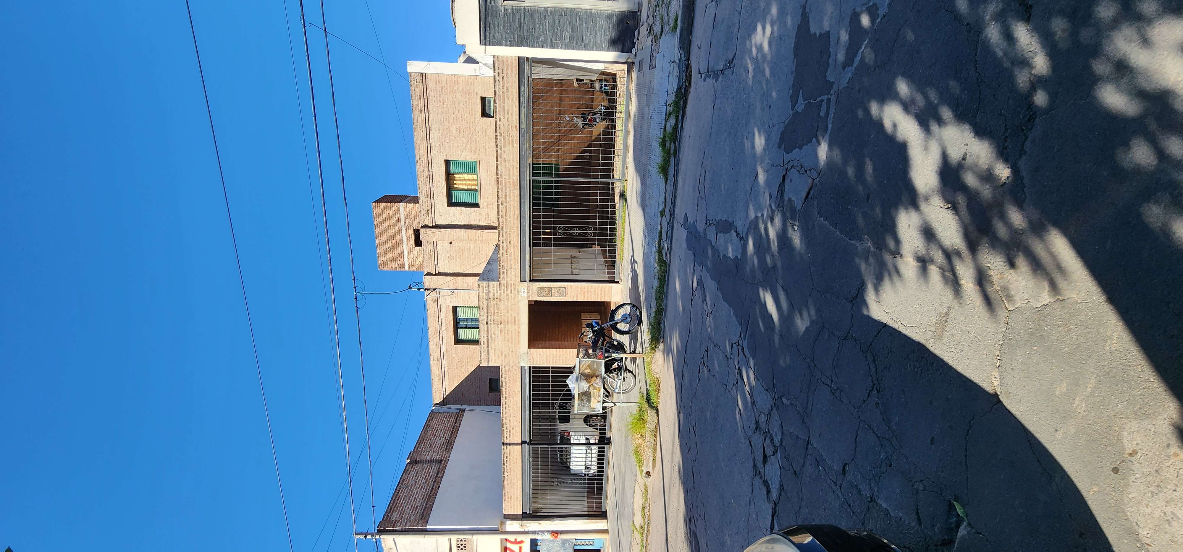 Talleres Oeste alquiler 2d  Cochera