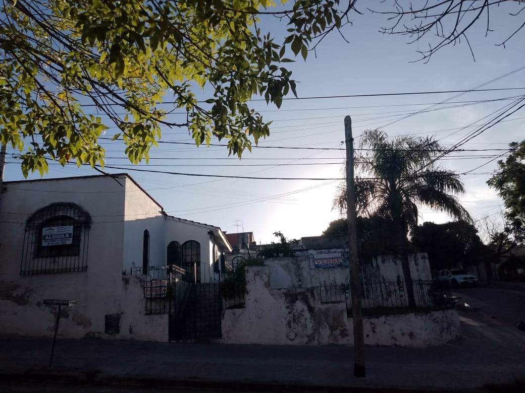 ALQUILER CASA DE 3 DORMITORIOS EN ALBERDI