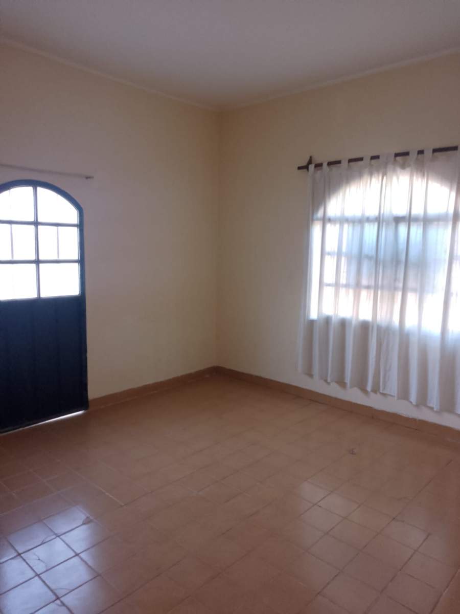 ALQUILER CASA DE 3 DORMITORIOS EN ALBERDI