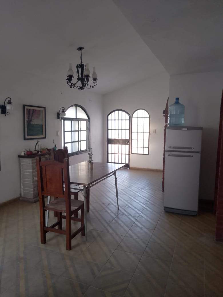 ALQUILER CASA DE 3 DORMITORIOS EN ALBERDI