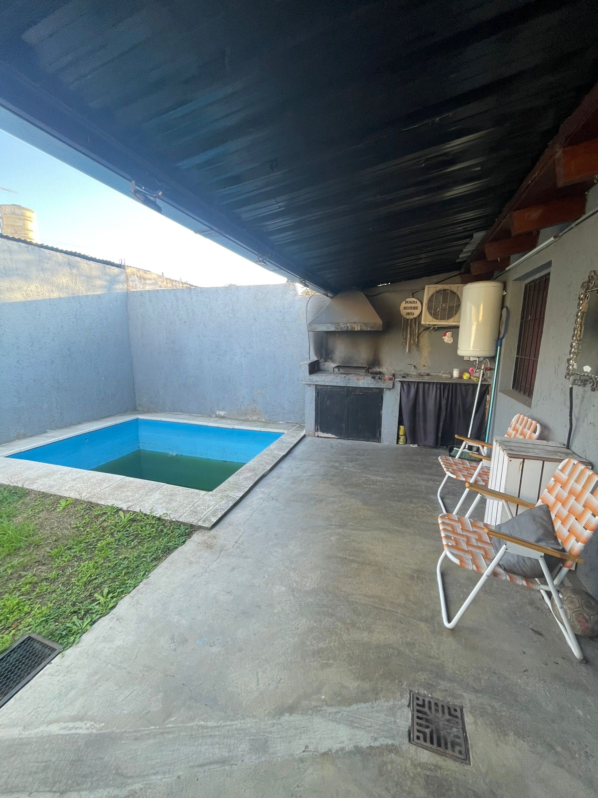 VENTA 2 CASAS- B Los Plátanos  (a 2 cuadras de Av. Maestro Vidal y Av. Fuerza Aérea Argentina)