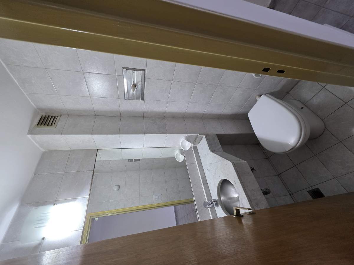 27 de Abril y Cañada! Alq. 2 Dor. 3 Baños, con Balcón Ext. - Córdoba.-
