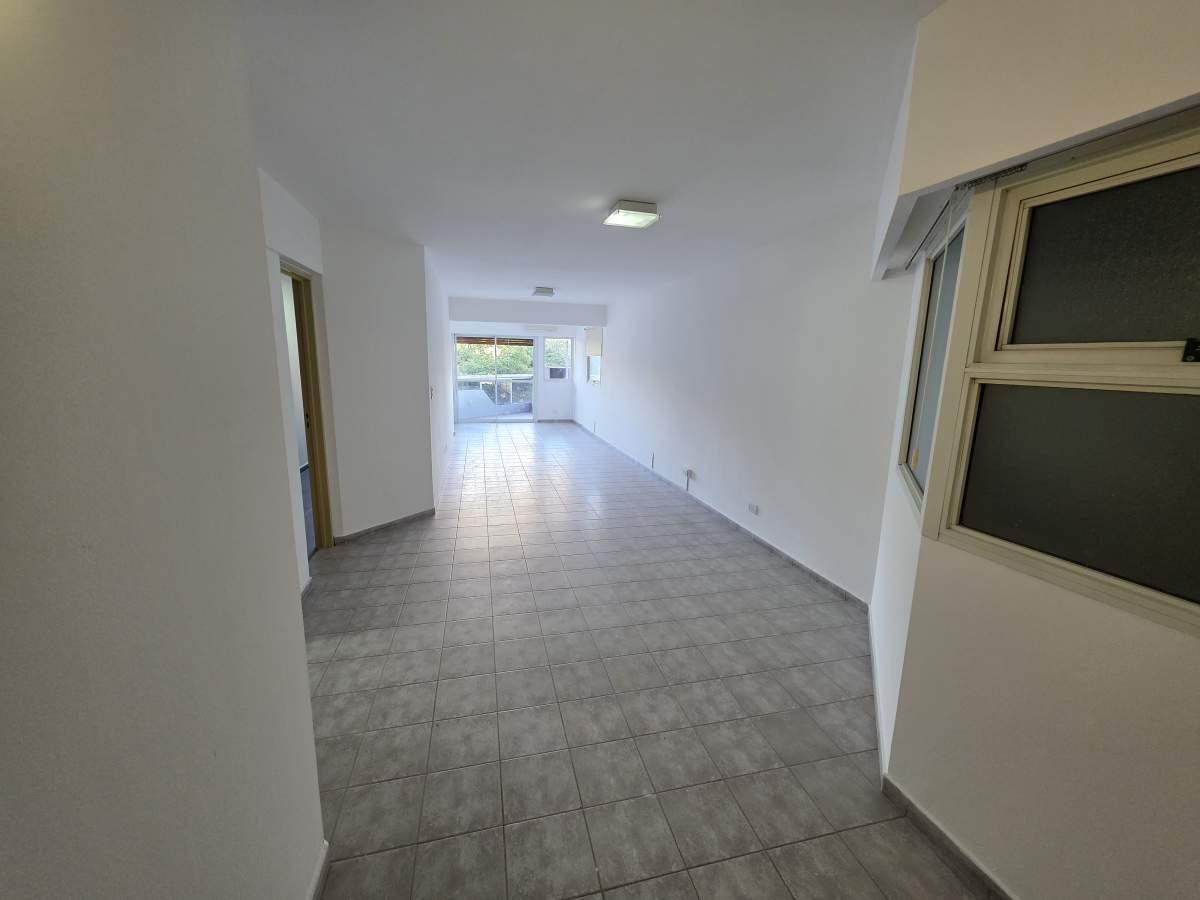 27 de Abril y Cañada! Alq. 2 Dor. 3 Baños, con Balcón Ext. - Córdoba.-