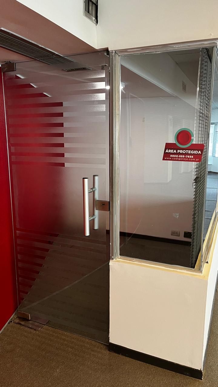 VENTA OFICINA Categoría  280 m2 Ecipsa Tower Vistas a Yrigoyen 2 COCHERAS