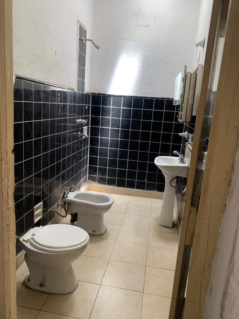 VENTA CASA MAS DPTO IDEAL INVERSION- PUEYRREDON